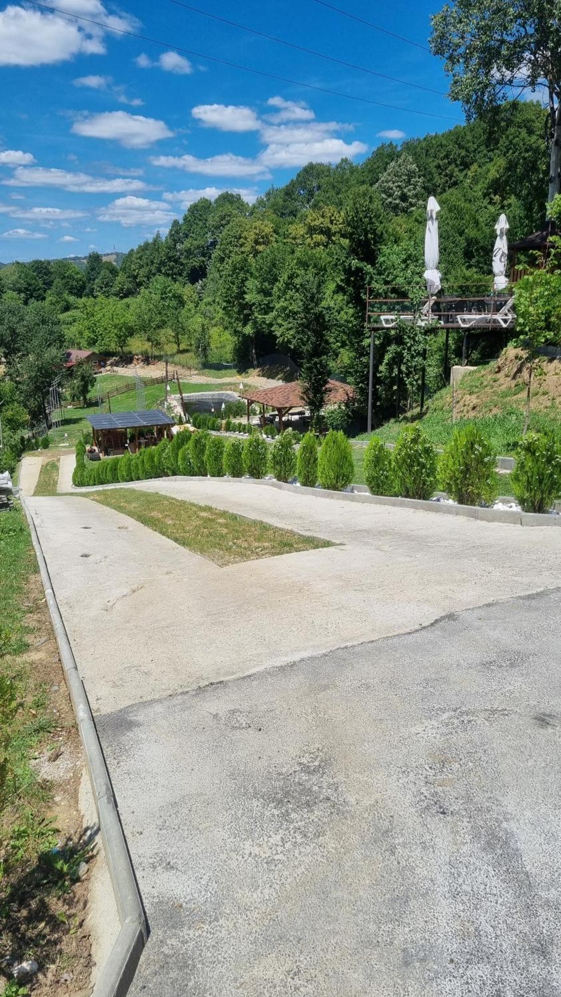 La Maria Si Ioana Apartment Curtea De Arges Luaran gambar
