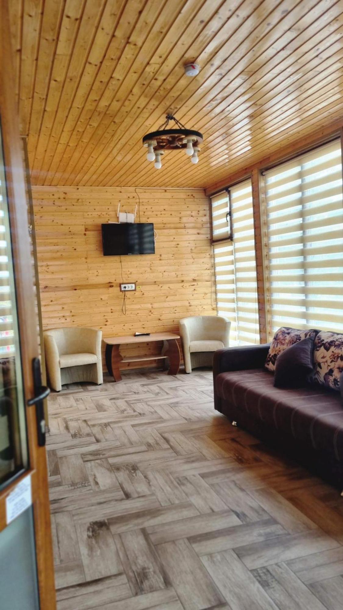La Maria Si Ioana Apartment Curtea De Arges Luaran gambar